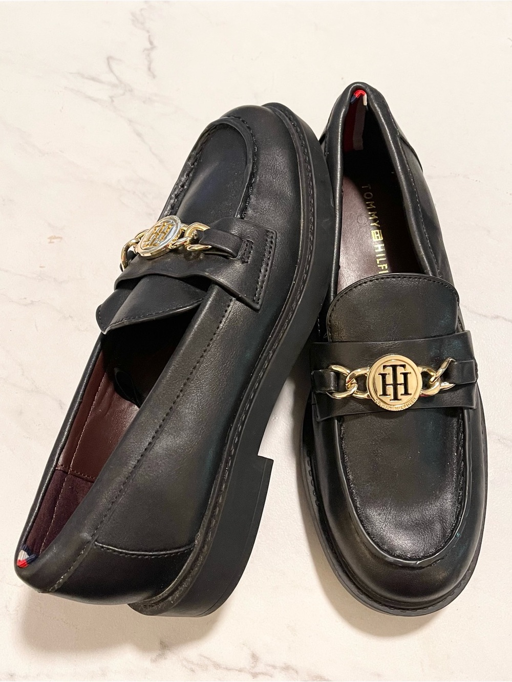 Tommy Hilfiger Women's Terina Loafer Black size 6.5